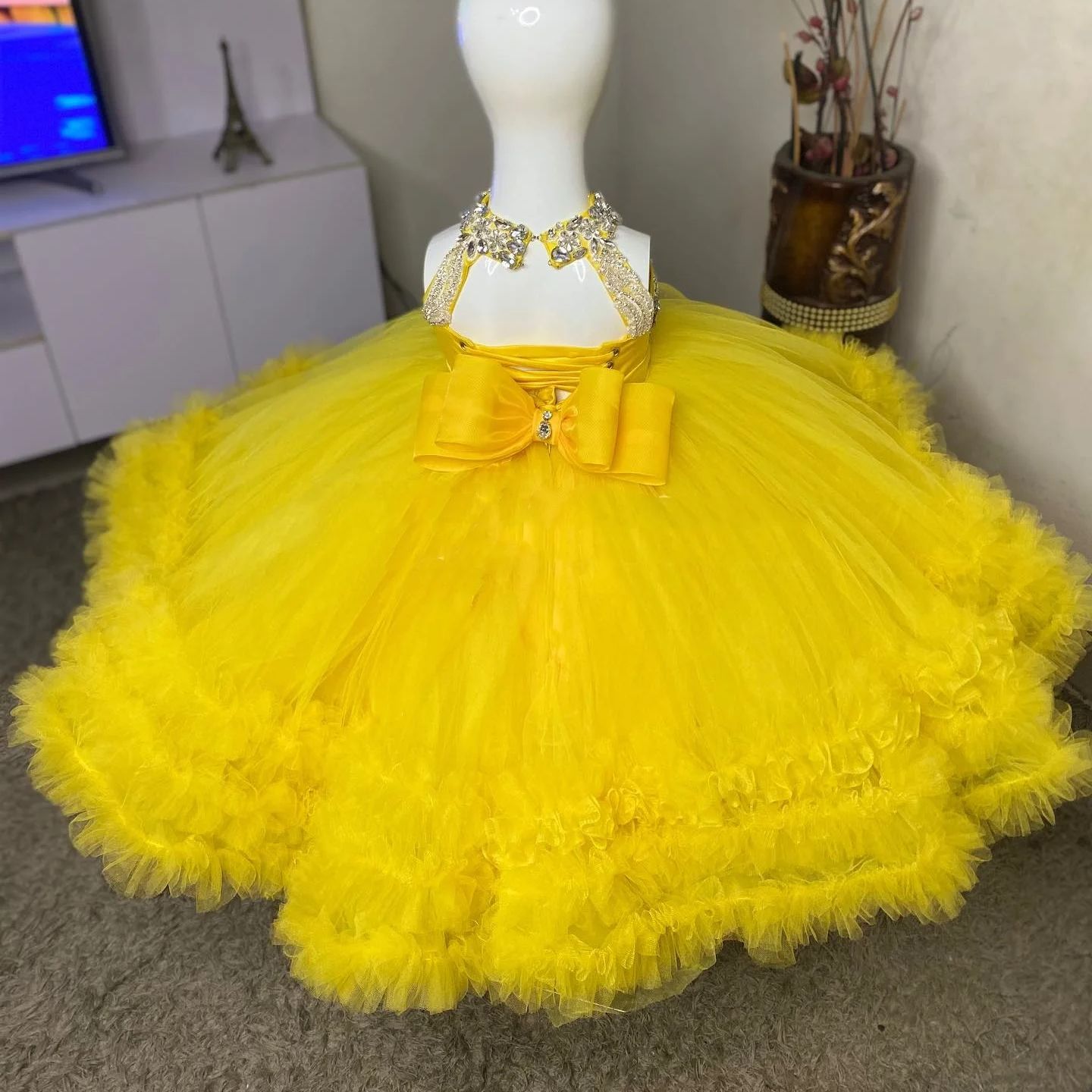 Gorgeous Yellow Flower Girl Dr - огляд і ціна Baby Clothing Embroidery